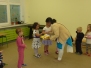 Kanishka's parents meet the kids of Tomas Bata Universty's Kindergarten school Univerzitní mateřská škola Qočna